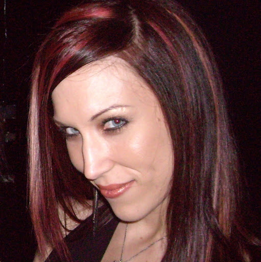 Lisa Myers Photo 14