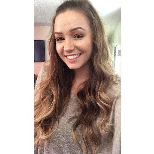 Samantha Rhoades Photo 8