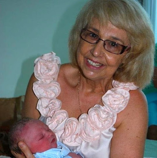 Marilyn Roach Photo 6