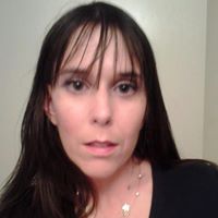 Sara Kirkpatrick Photo 15