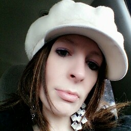 Amy Andersen Photo 36