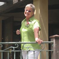 Nancy Raymond Photo 34