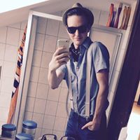 Julian Weber Photo 14