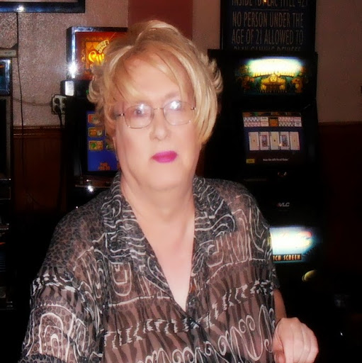 Vickie Collins Photo 3