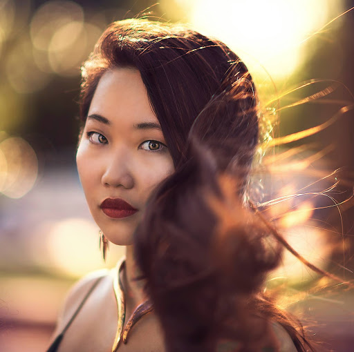 Elizabeth Liu Photo 16