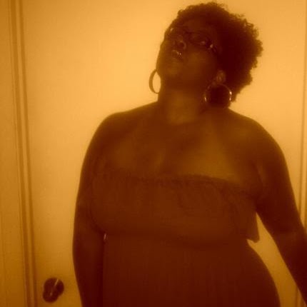 Beverly Holloway Photo 18