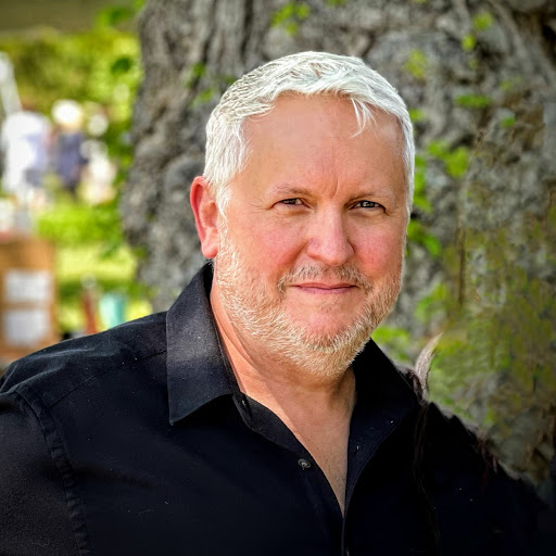 Brian Niles Photo 17
