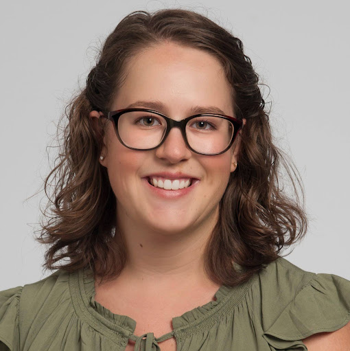 Julie Gregg Photo 26