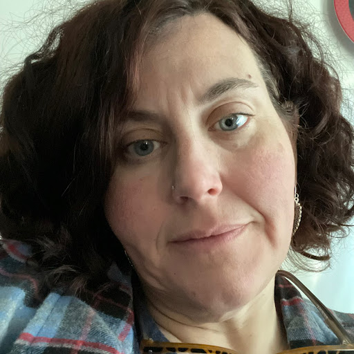 Sara Kennedy Photo 35