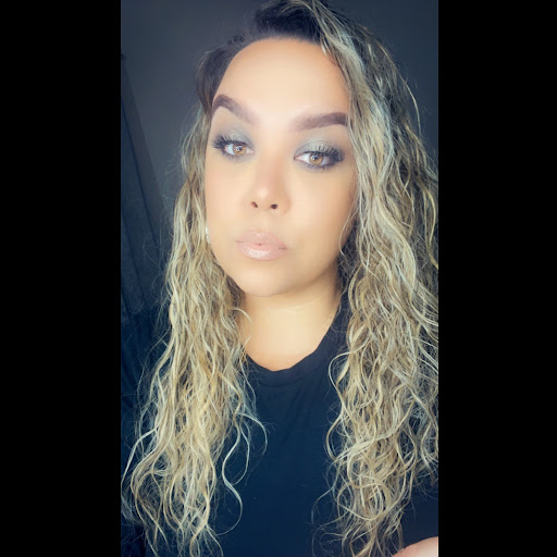 Kristin Rodriguez Photo 6