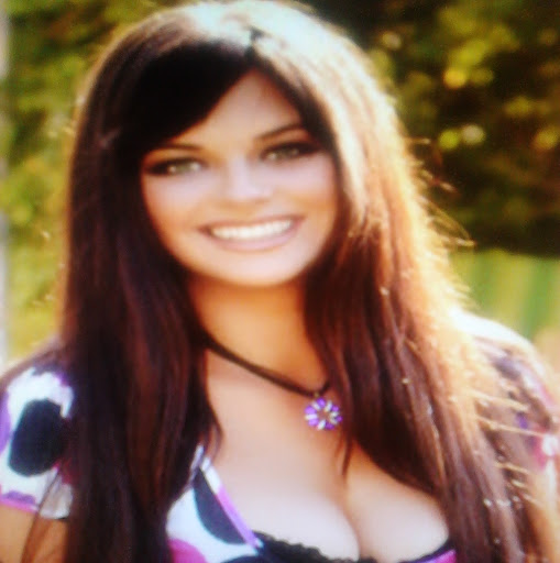 Terri Riddle Photo 6