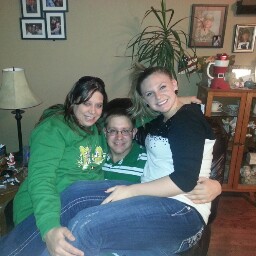 Julie Snider Photo 34