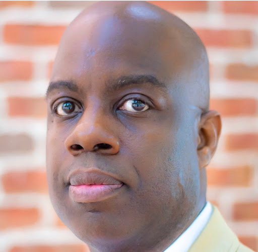 Derrick Moore Photo 43