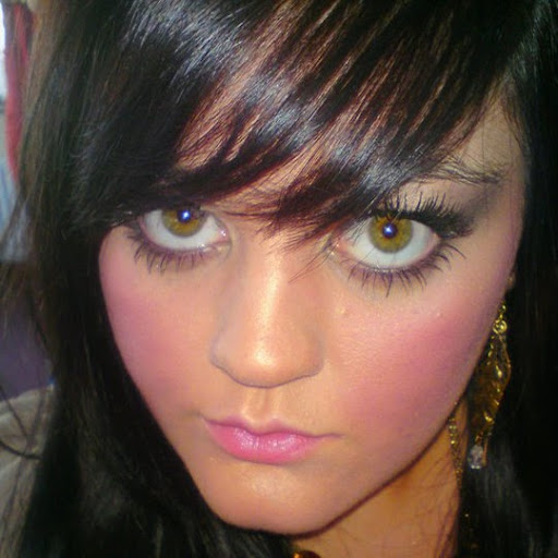 Alicia Holmes Photo 23