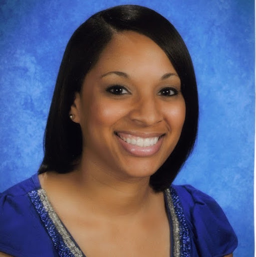 Amber Mack Photo 17
