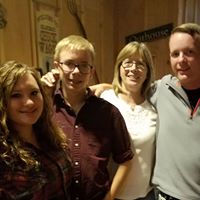 Carol Peters Photo 33