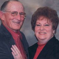 Perry Reynolds Photo 11