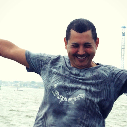 Alex Guzman Photo 35