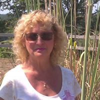 Debbie Arnett Photo 14