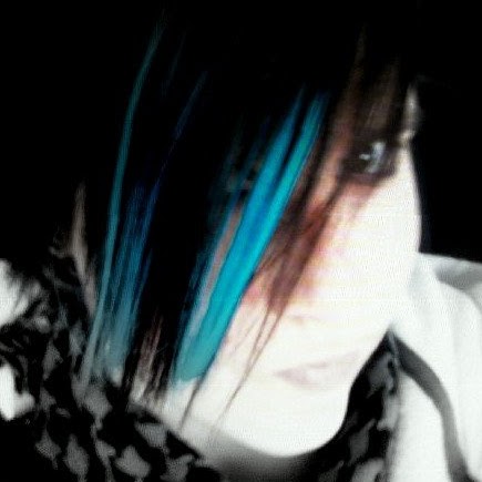 Katie Calvert Photo 9