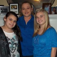 Elizabeth Wood Photo 15