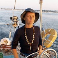 Sara Herbert Photo 13