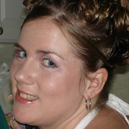 Megan Perry Photo 30
