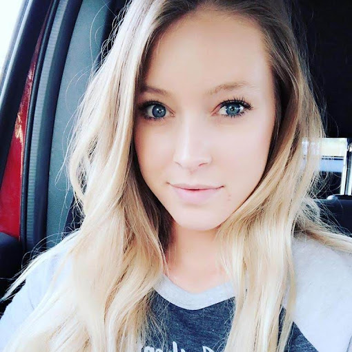 Christina Klein Photo 12