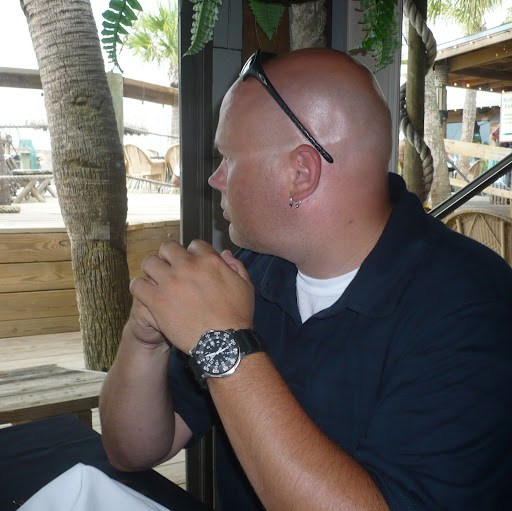 Adam Gordon Photo 39