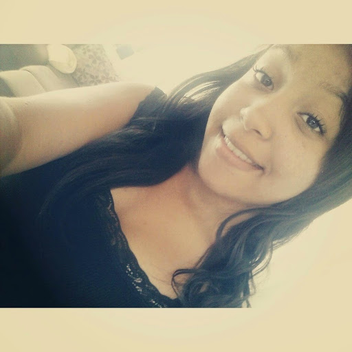 Jennifer Almeida Photo 18