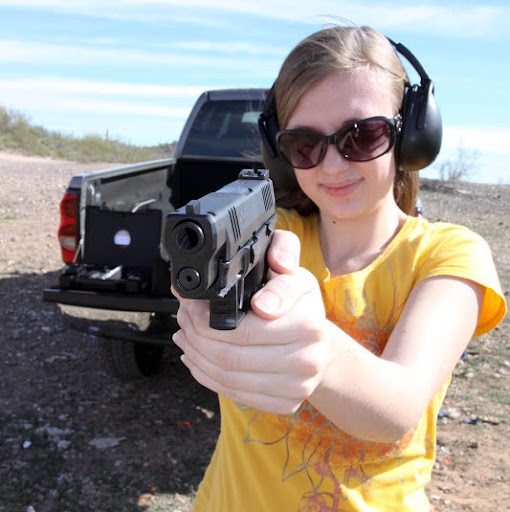 Jessica Leach Photo 40