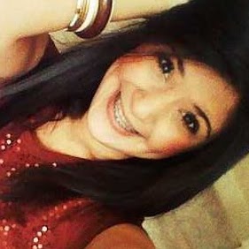 Sara Trevino Photo 33