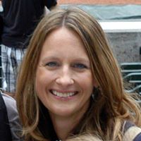 Laura Costello Photo 13