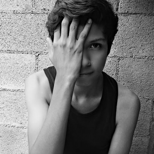 Daniel Terrazas Photo 23