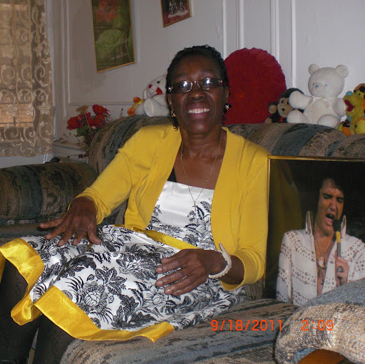 Patricia John Photo 7