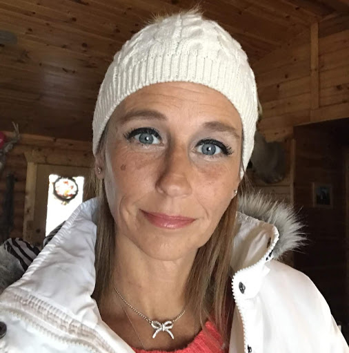 Rebecca Hunter Photo 18