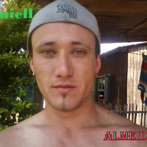 Daniel Almeida Photo 12