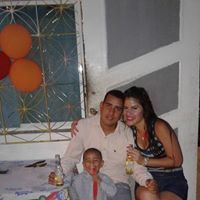 Desiree Acosta Photo 33