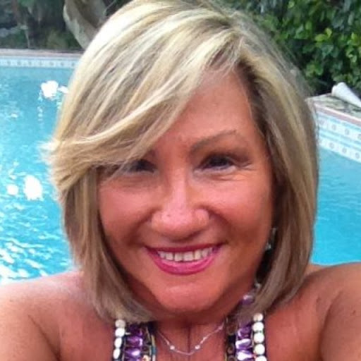 Anita Kennedy Photo 30
