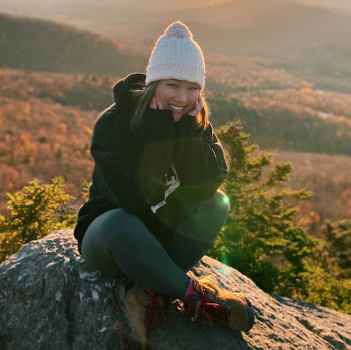 Josephine Chen Photo 11