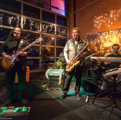 Laura Newman Photo 12