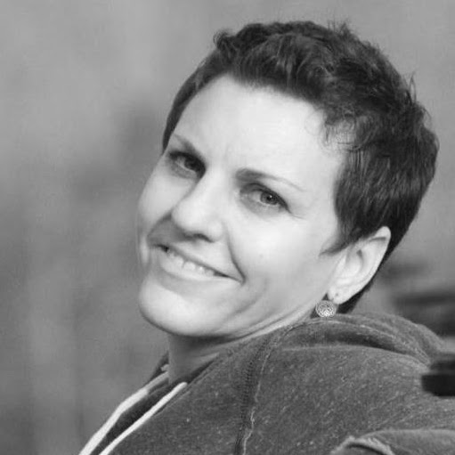 Amy Jones Photo 46 Amy Jones Photo 46