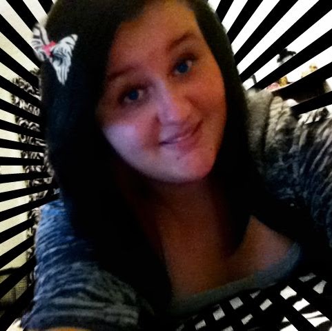 Heather Monroe Photo 30