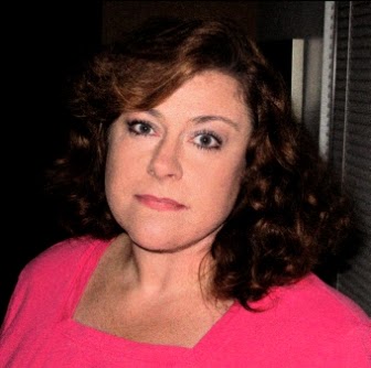 Laura Cox Photo 18