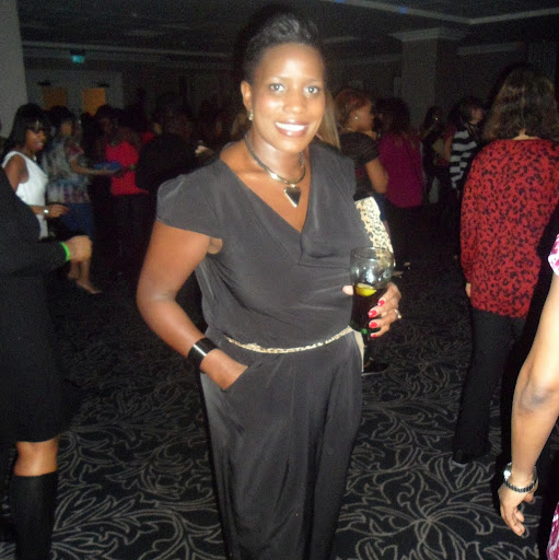 Andrea Bell Photo 29