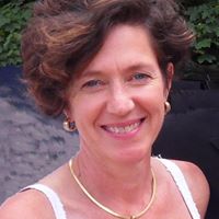 Andrea Abrahams Photo 23