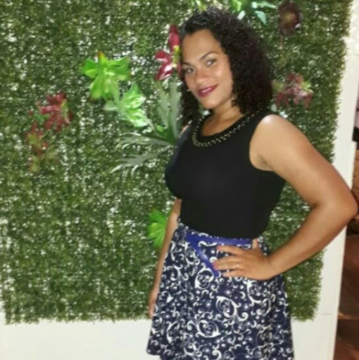 Elizabeth Silva Photo 8