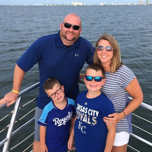 Sheri Nichols Photo 25