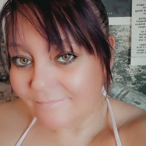 Helen Watson Photo 9