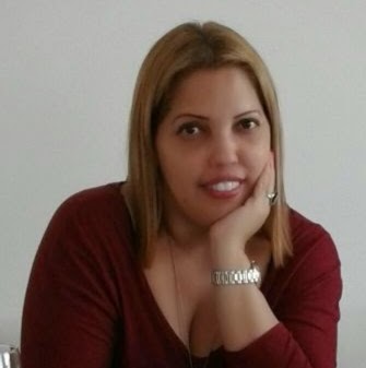 Kelly Torres Photo 14